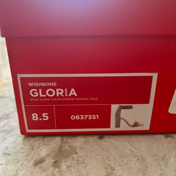 Glamorous Silver Rhinestone Heels - Picture 5 of 8